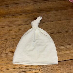 Lou Lou & Company Knotted Baby Hat